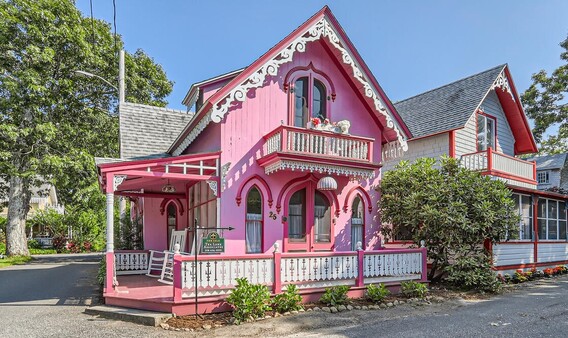 Historic Pink House, marthas vineyard, Barbie dream house