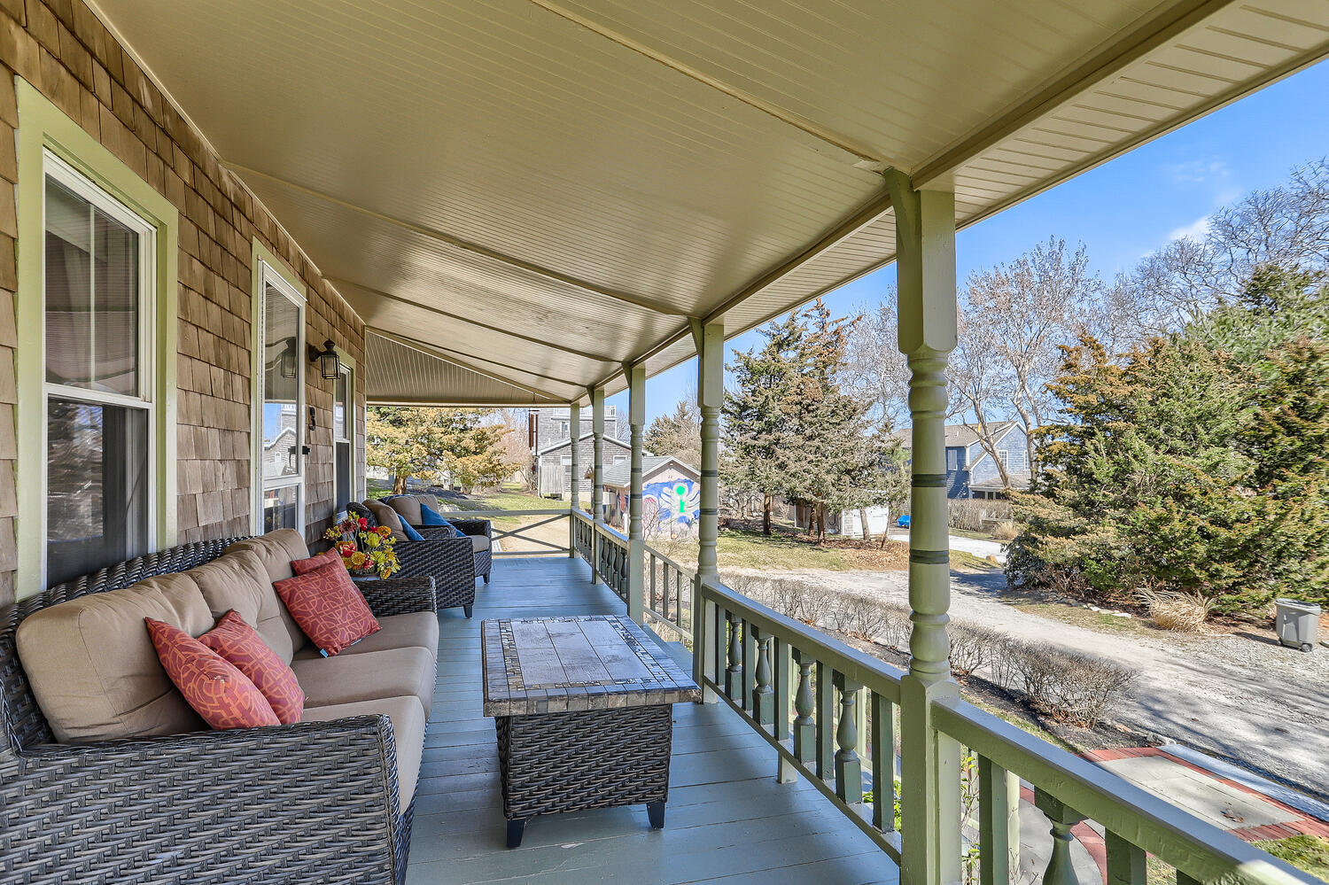 wraparound porch