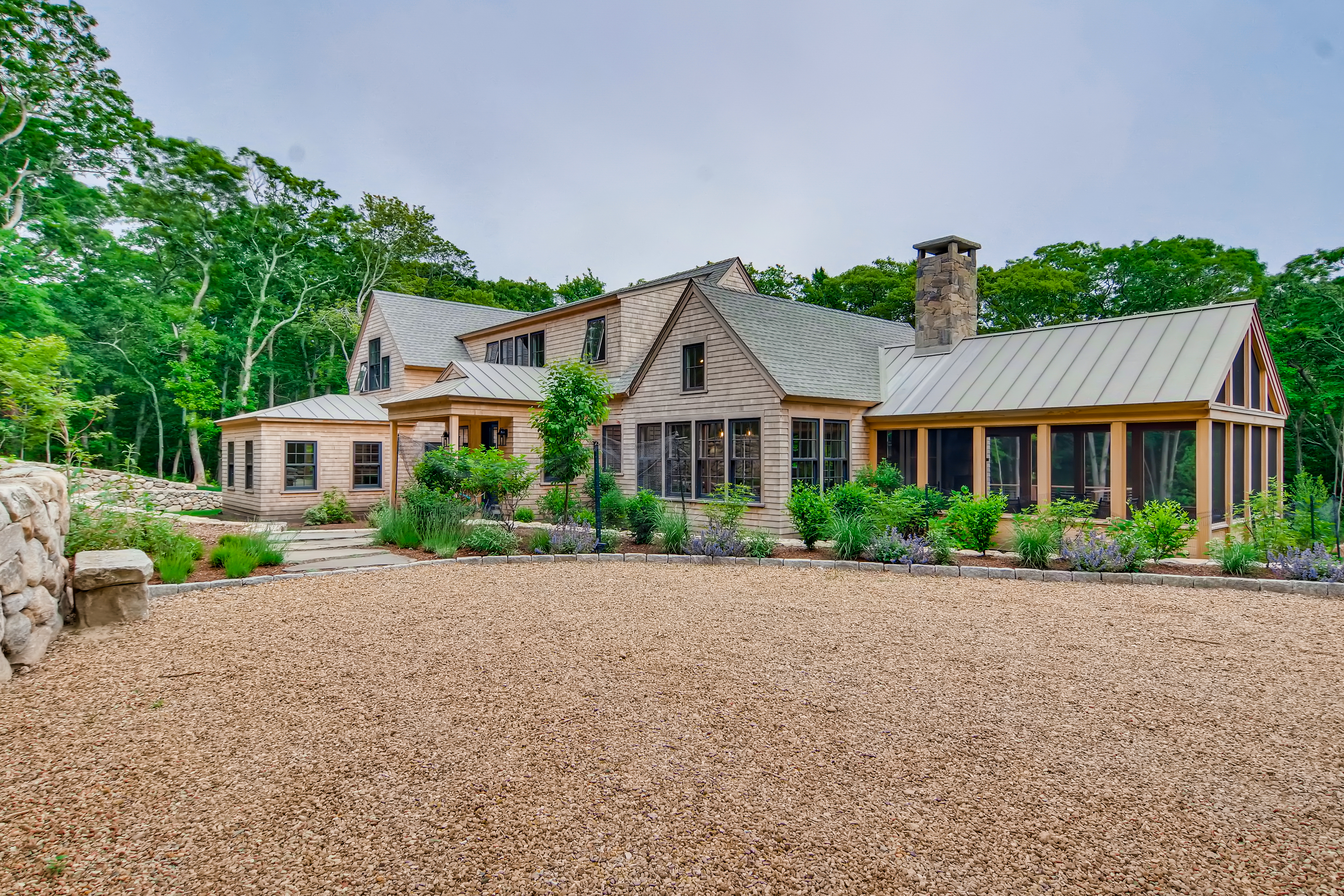 contemporary home chilmark