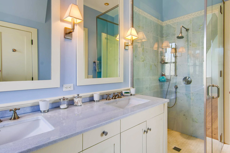 Master bathroom, double sinks, tea lane associates, property for sale, marthas vineyard