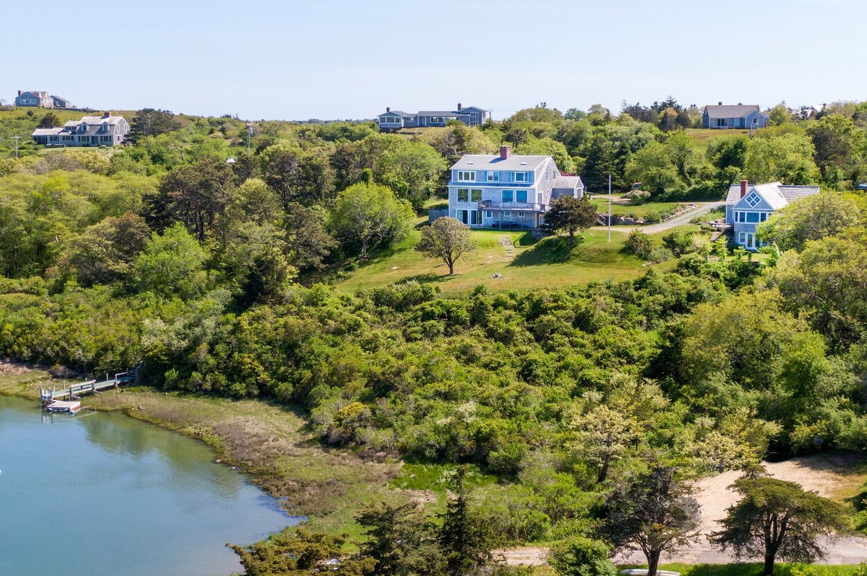 1 Clam Point Cove Road, Chilmark