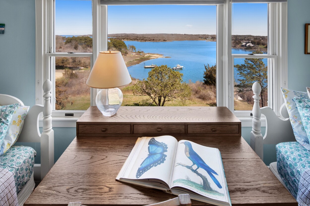 1 Clam Point Cove Road, Chilmark