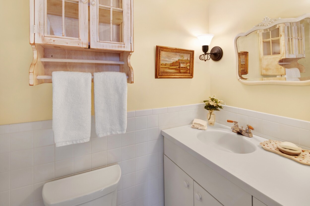 1 Clam Point Cove Road, Chilmark