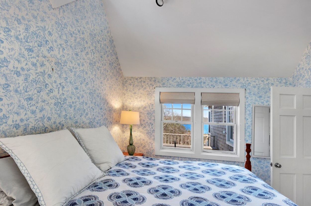 1 Clam Point Cove Road, Chilmark