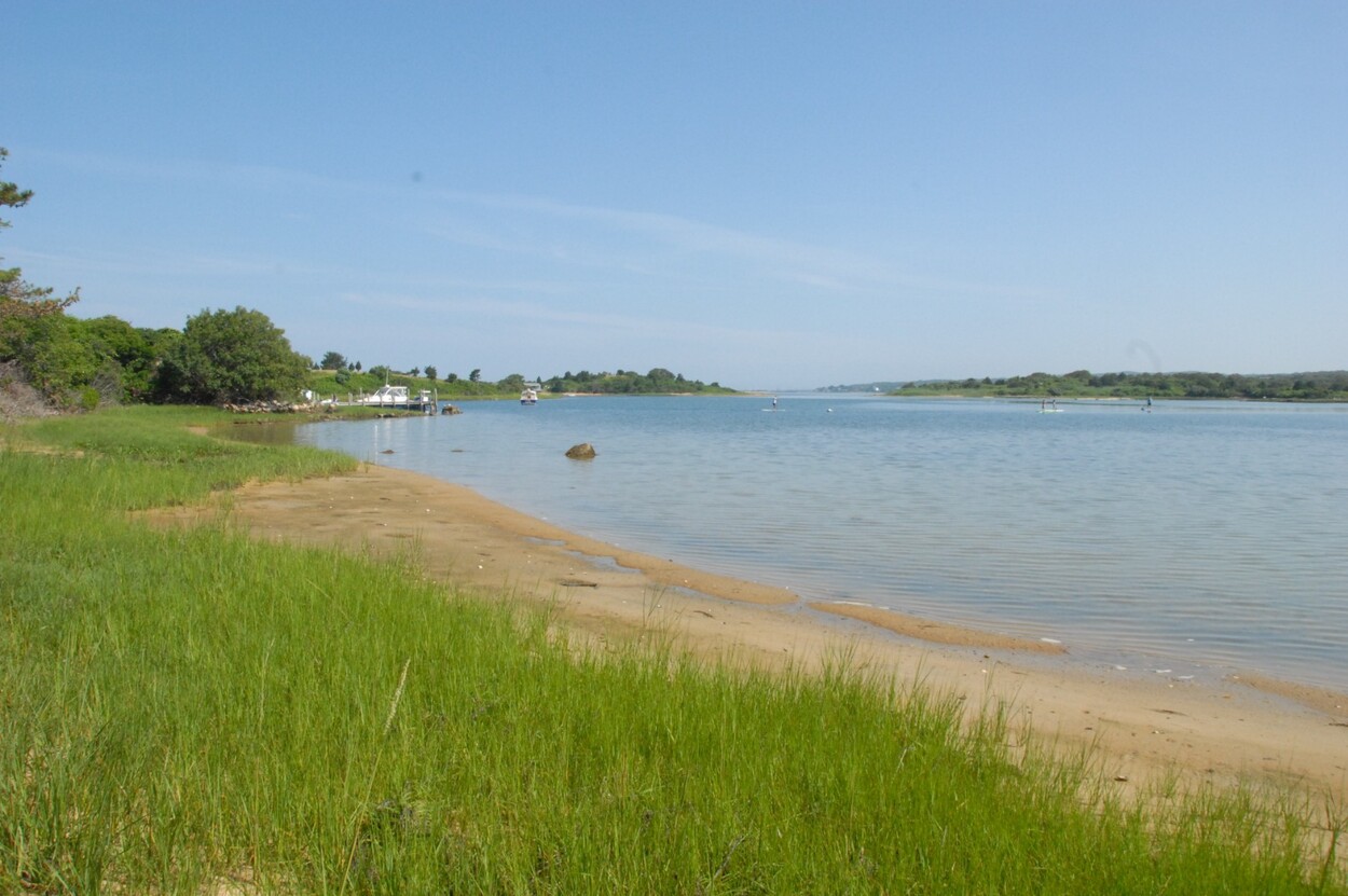 1 Clam Point Cove Road, Chilmark