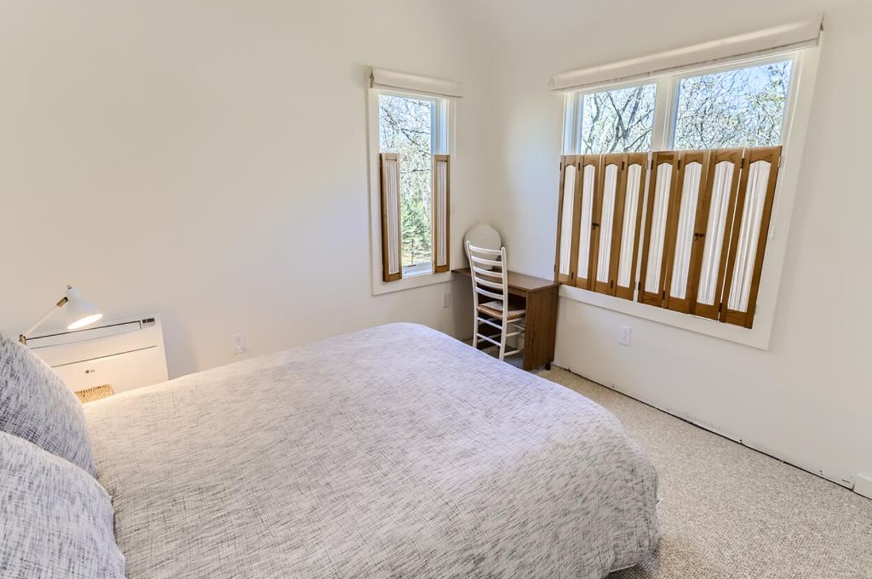 Near Bike Path West Tisbury 155607 4 bedrooms, 3 baths