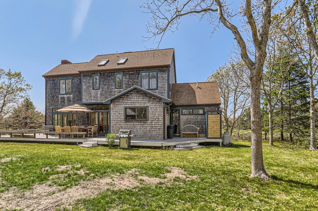 Near Bike Path West Tisbury 155607 4 bedrooms, 3 baths