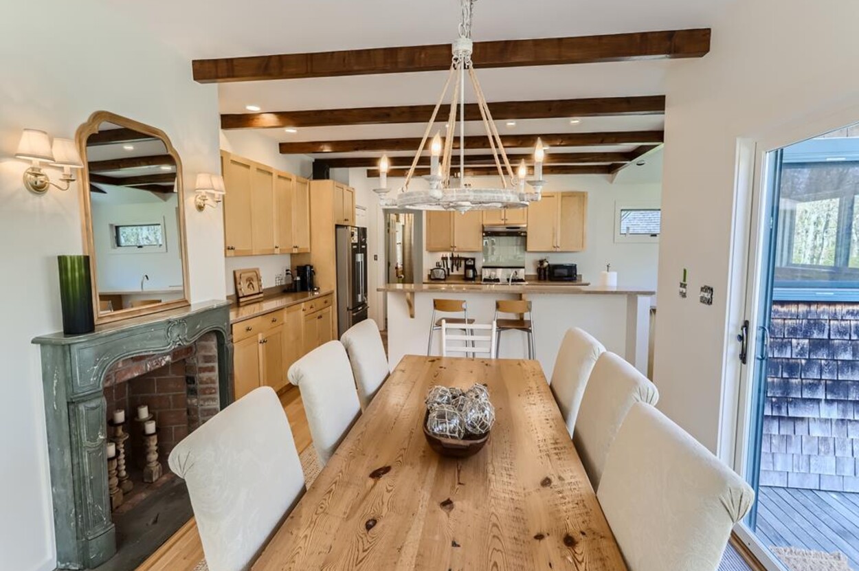 Near Bike Path West Tisbury 155607 4 bedrooms, 3 baths