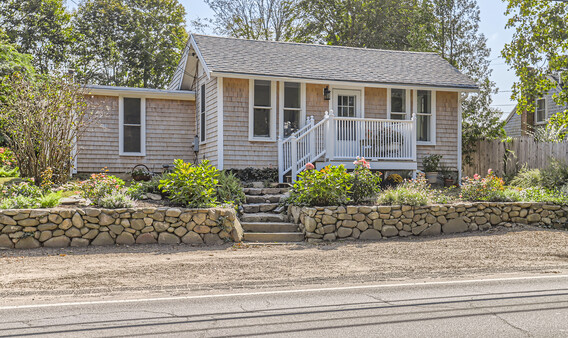 138 State Road Vineyard Haven